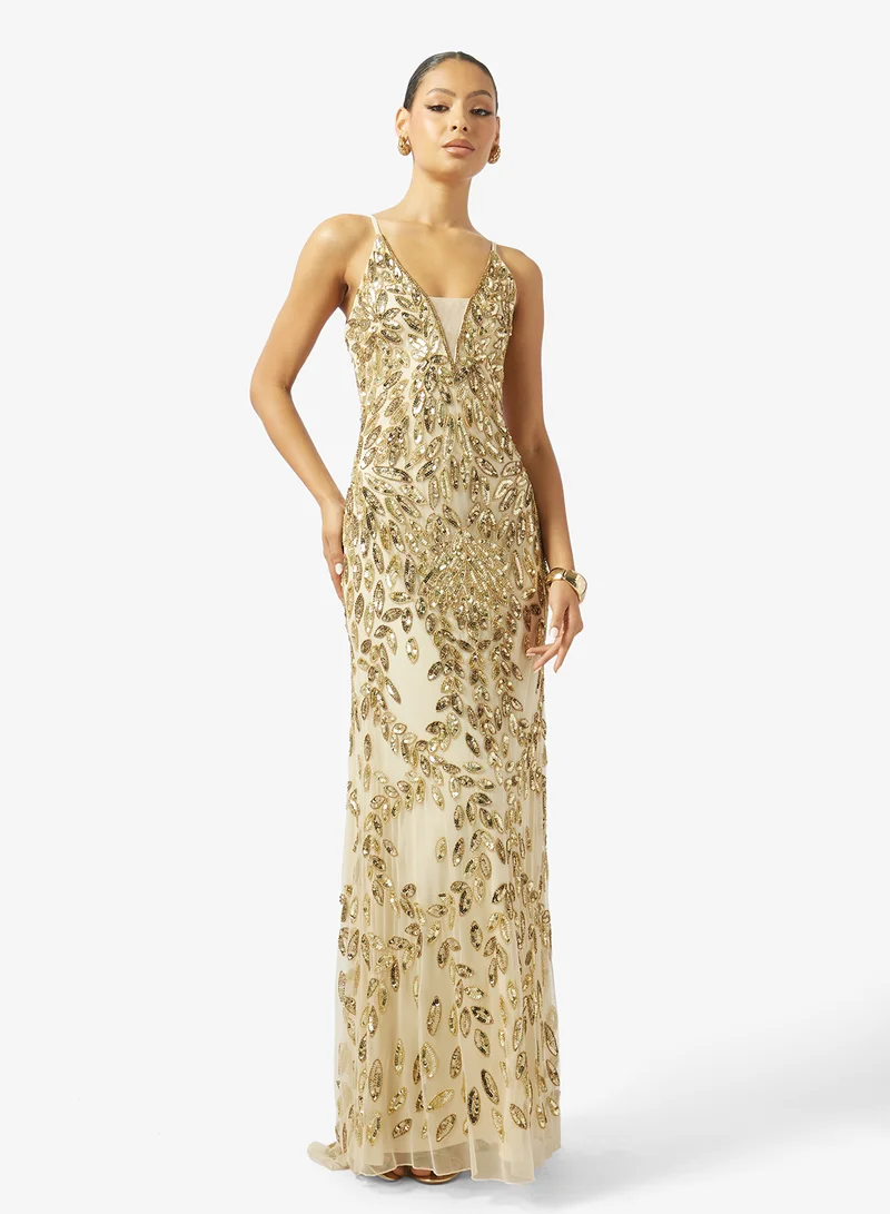 نمشي x فستان سهرة مزين بالخرز